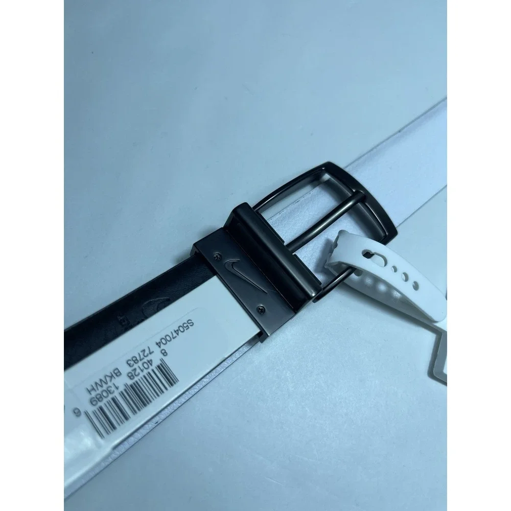 Nike Men's Feather Edge Reversible Golf Belt Black / White Size 40 New